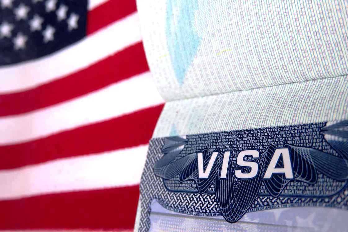 Làm visa Mỹ cần có hộ chiếu.