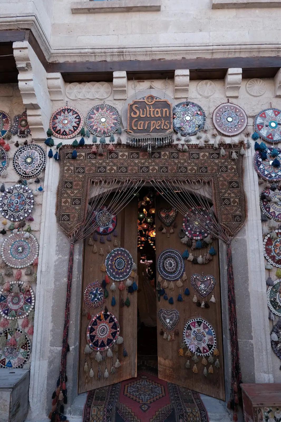 Cửa hàng thảm thổ cẩm Cappadocia - Tour Thổ Nhĩ Kỳ