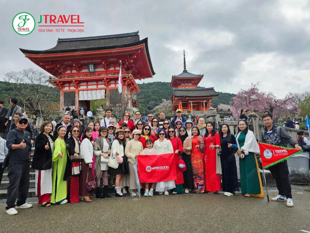 Tour Nhật Bản Mùa Hoa Anh Đào: Tokyo – Fuji – Nagoya – Kyoto – Osaka – Kobe | Khách Hàng Nam Dược