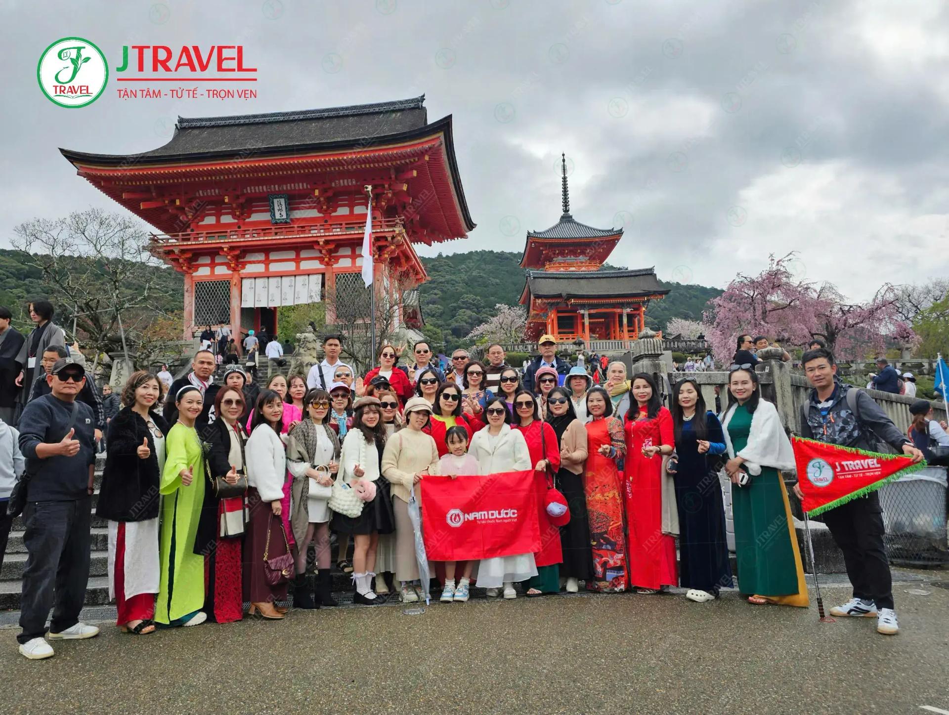 tour-nhat-ban-tokyo-fuji-nagoya-kyoto-osaka-kobe