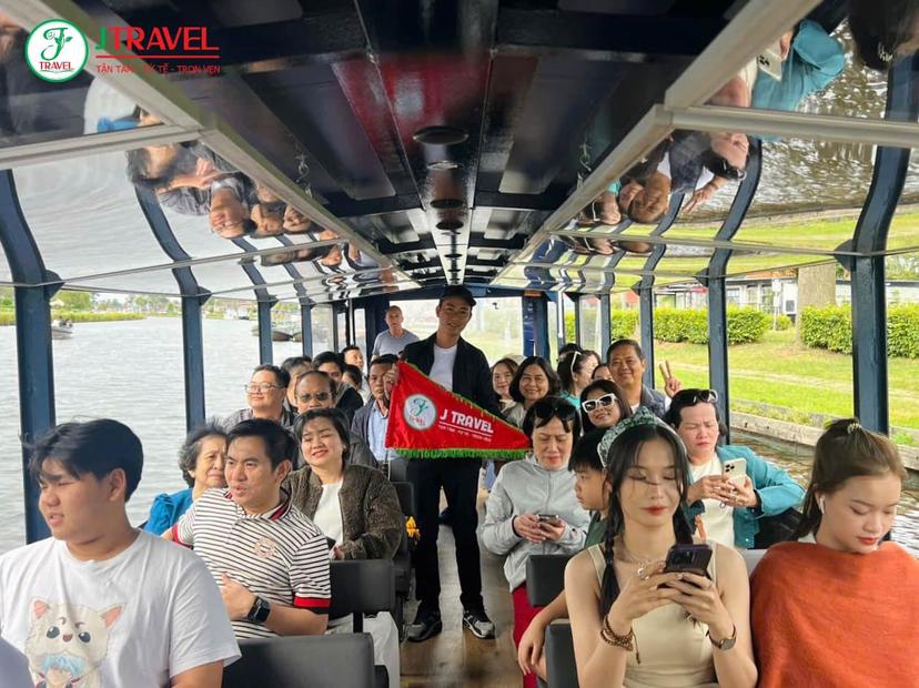 thumbai review tourTour khám phá 6 nước Châu Âu: Ý – Thụy Sỹ - Pháp – Bỉ - Hà Lan – Đức