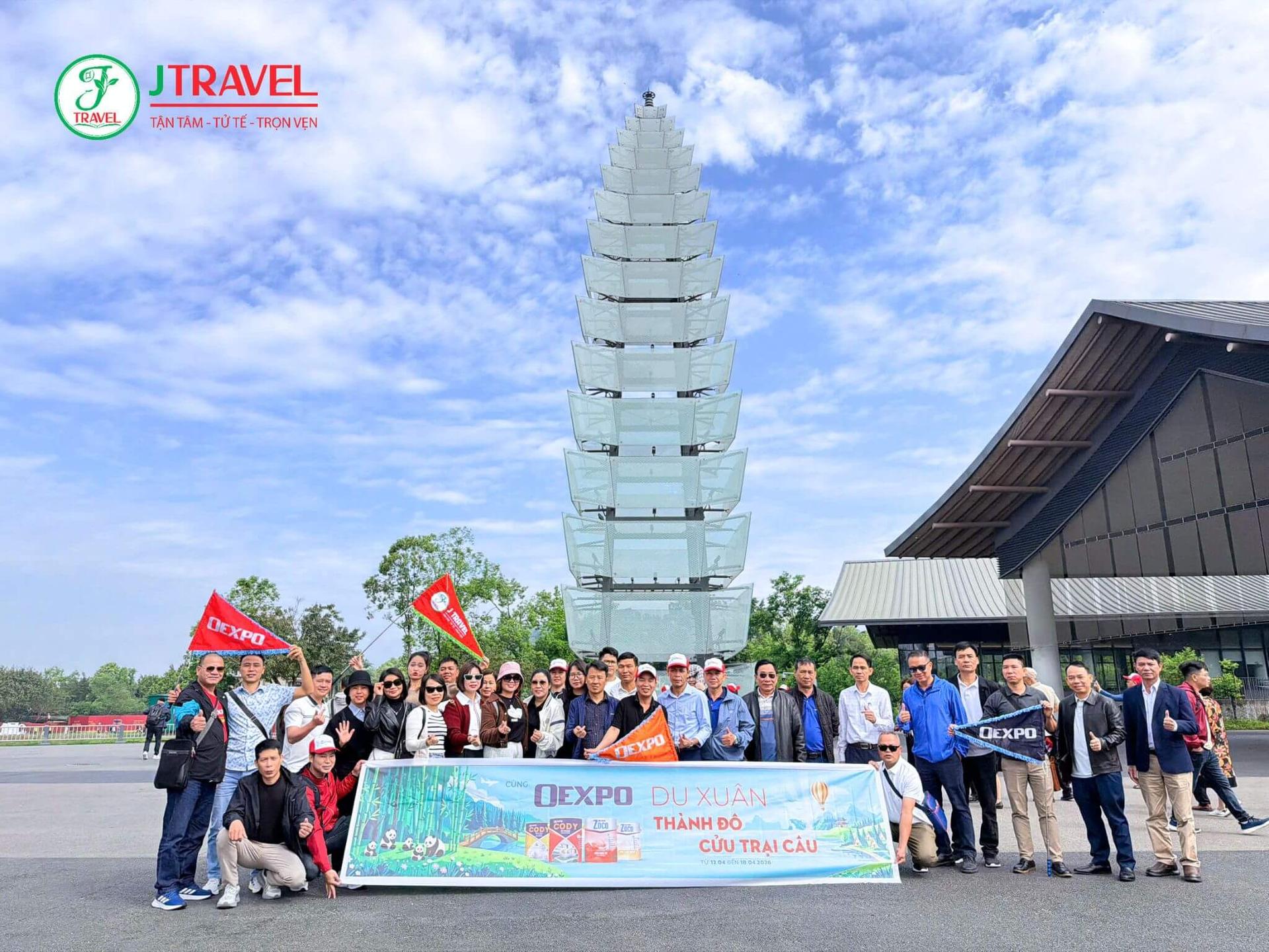 doan-oexpo-j-travel-tour-trung-quoc-thap-cam-tu-thanh-do-cuu-trai-cau