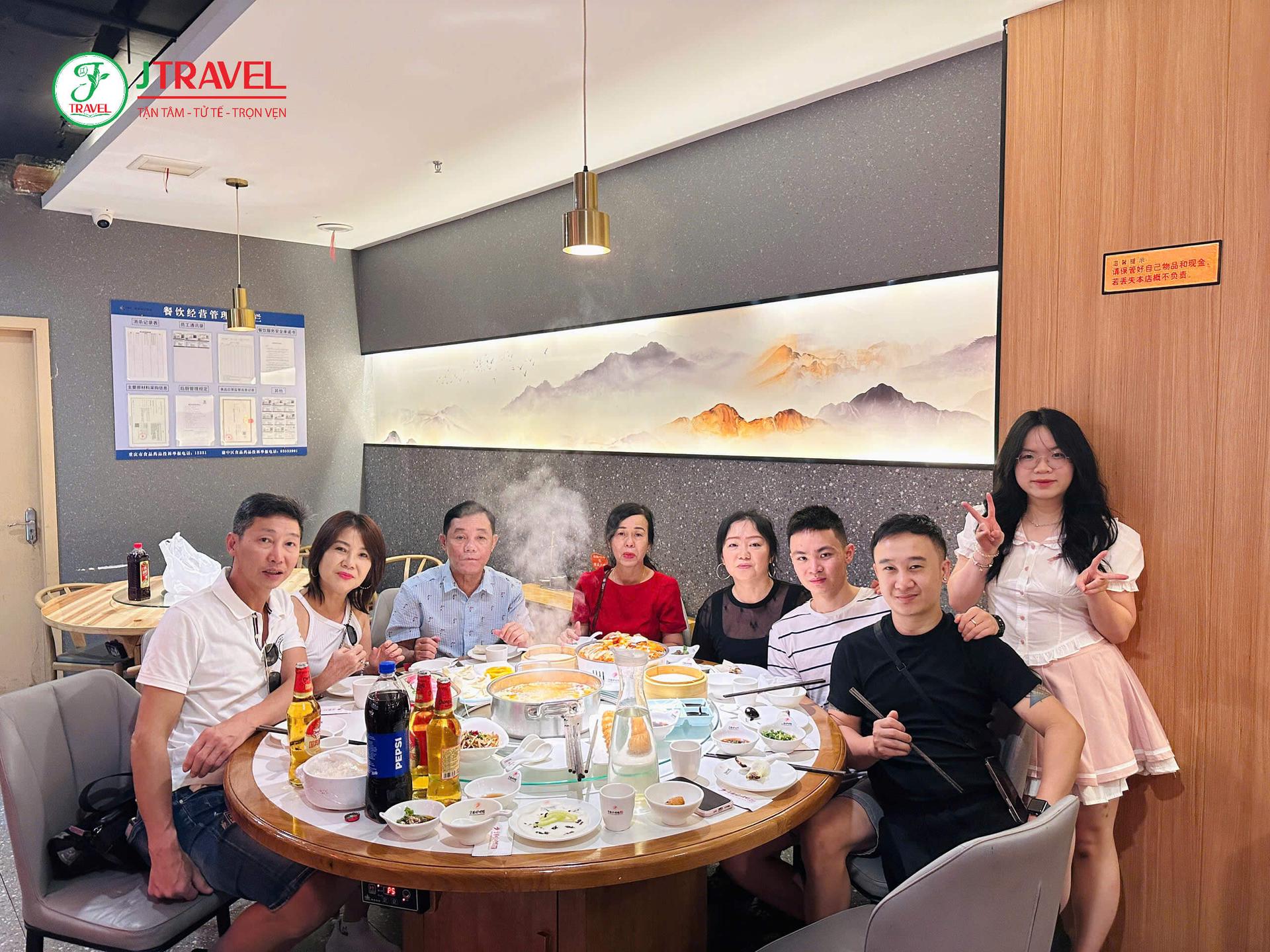 tour-trung-quoc-trung-khanh-vu-long-jtravel