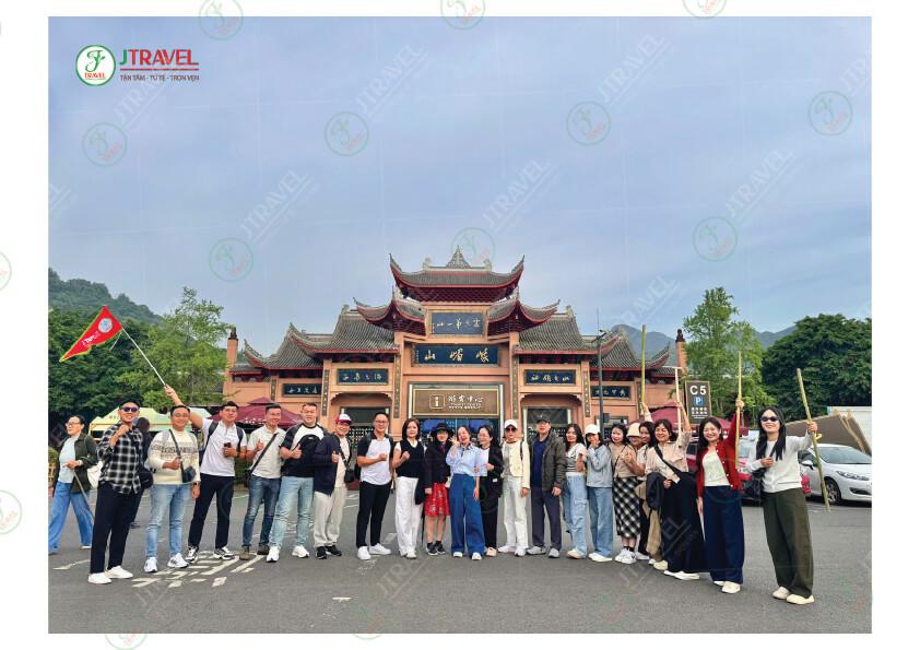 tour-trung-quoc-cuu-trai-cau-nga-mi-son-jtravel-uu-dai-doanh-nghiep