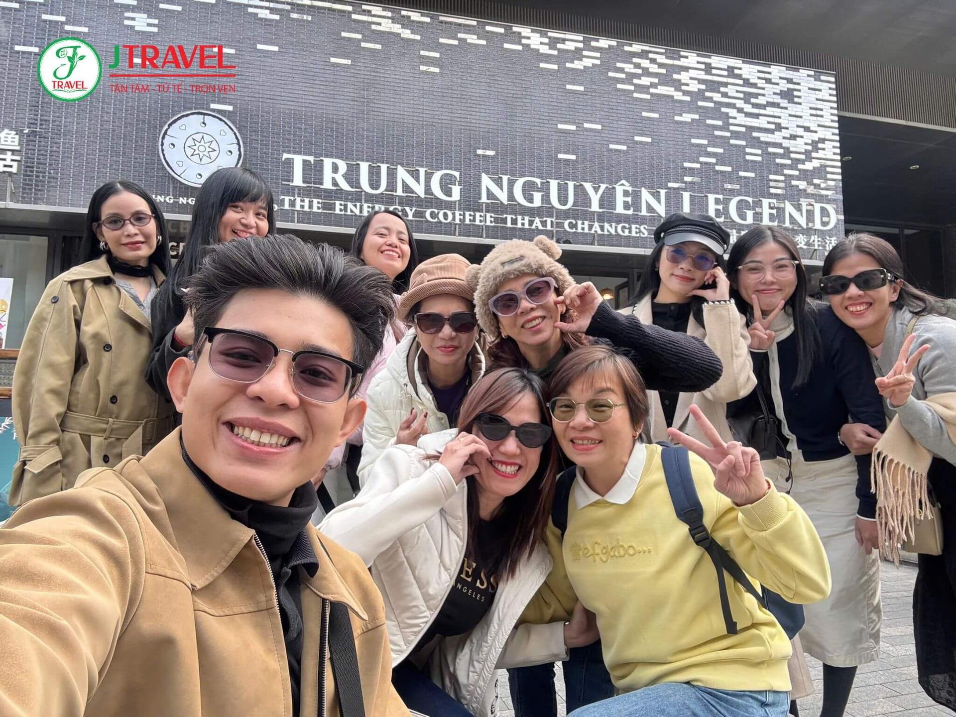 ca-phe-trung-nguyen-legend-shanghai-no-shopping-tour