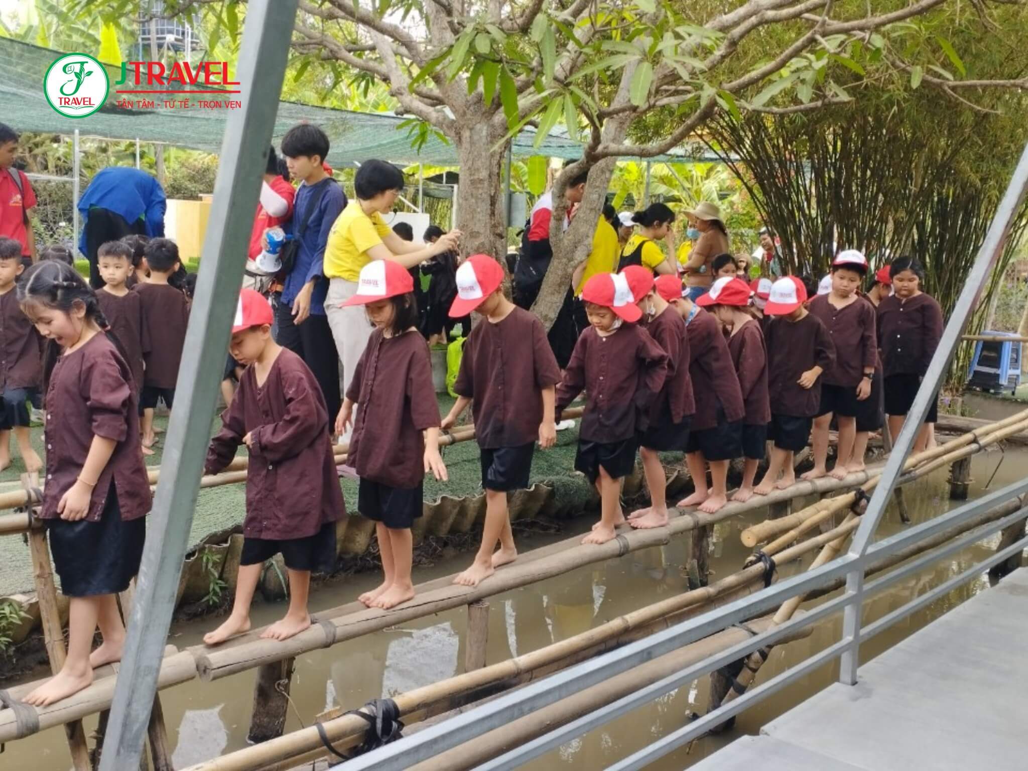 Tour Học Sinh - Sinh Viên