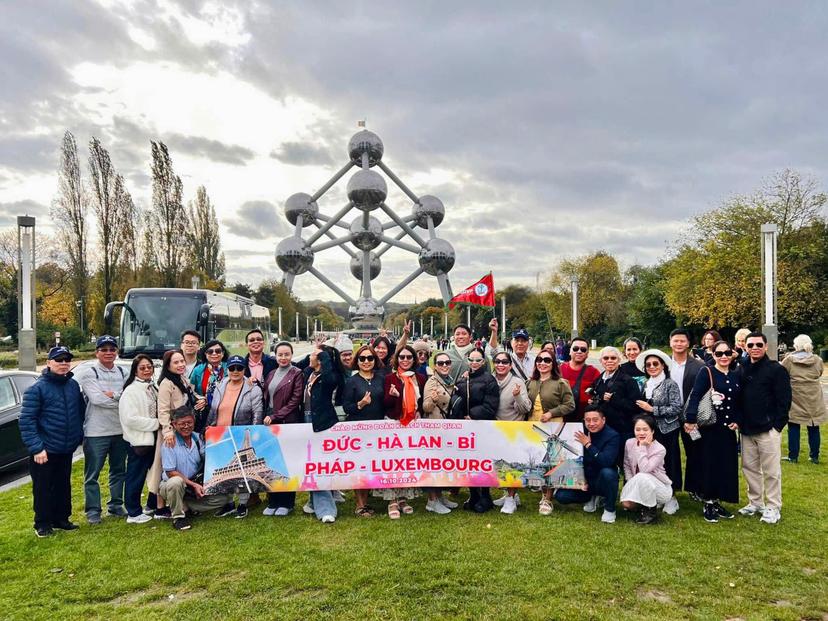 thumbai review tourTour khám phá 6 nước Châu Âu: Ý – Thụy Sỹ - Pháp – Bỉ - Hà Lan – Đức