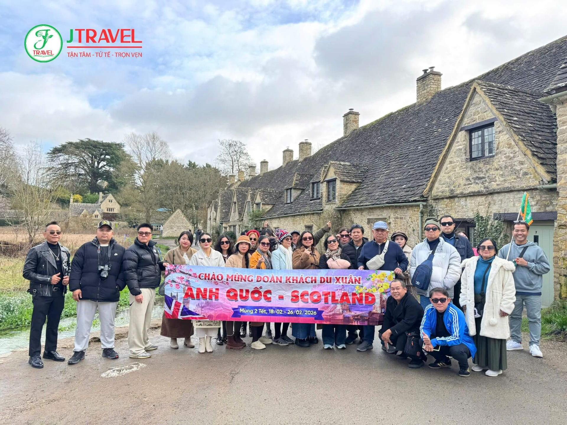 check-in-lang-co-bibury-anh-jtv