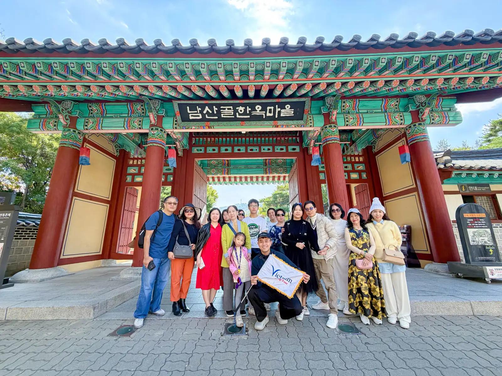 Làng Hanok Namsangol Seoul - Tour Hàn Quốc mùa thu