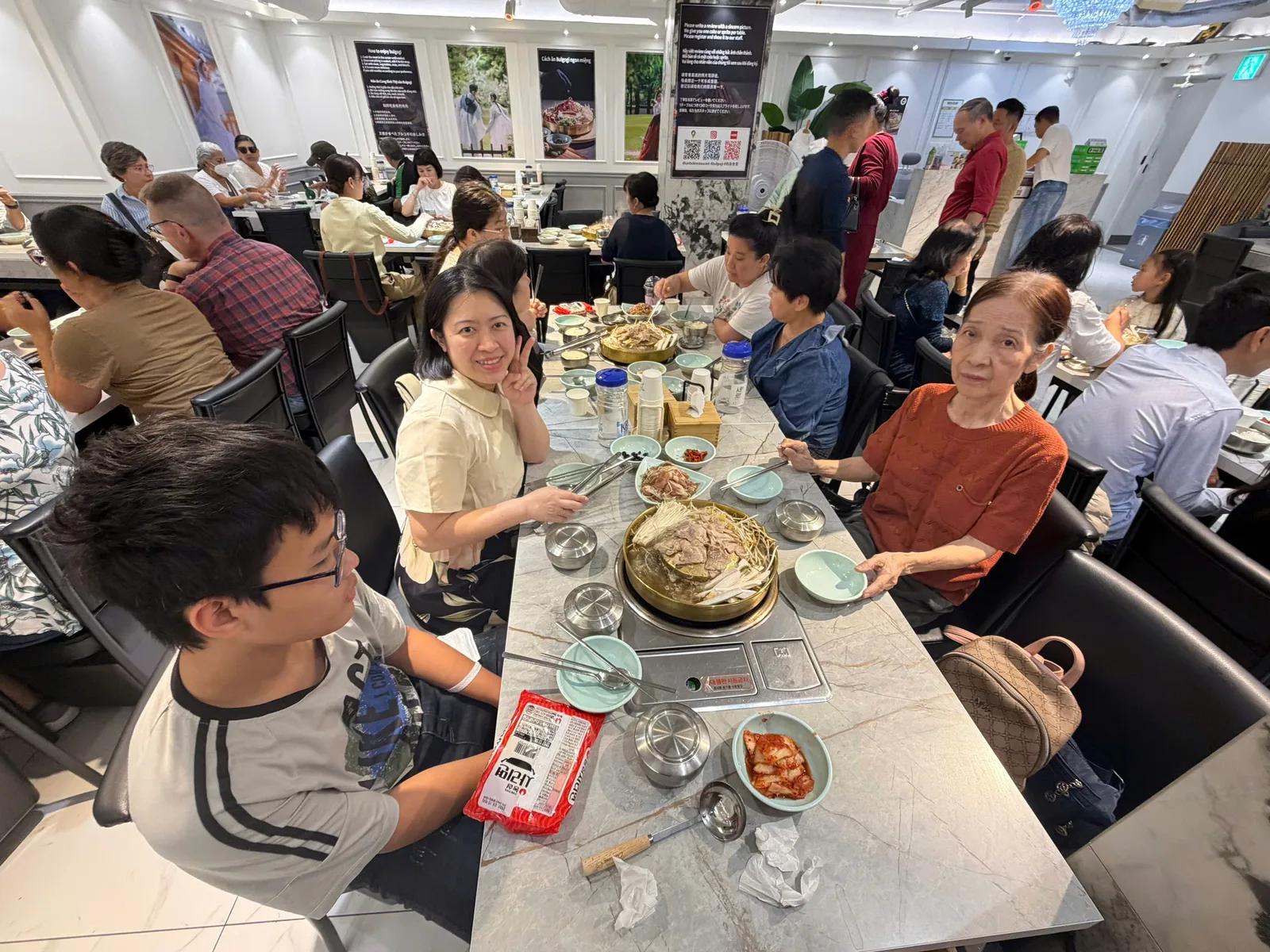 Thưởng thức ẩm thực Hàn Quốc - Tour Hàn Quốc mùa thu