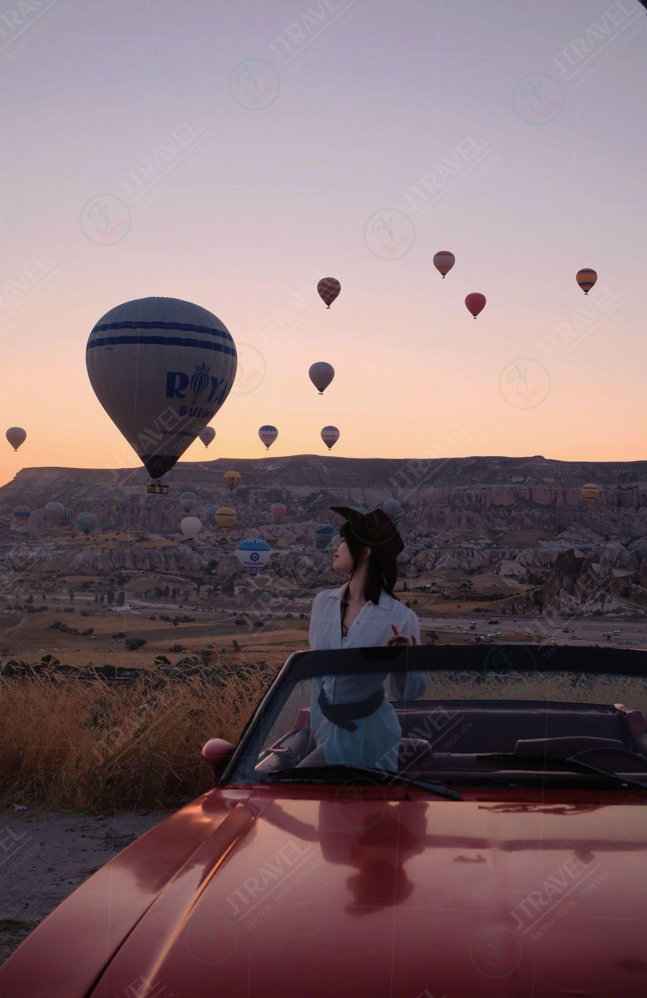 san-don-binh-minh-cappadocia