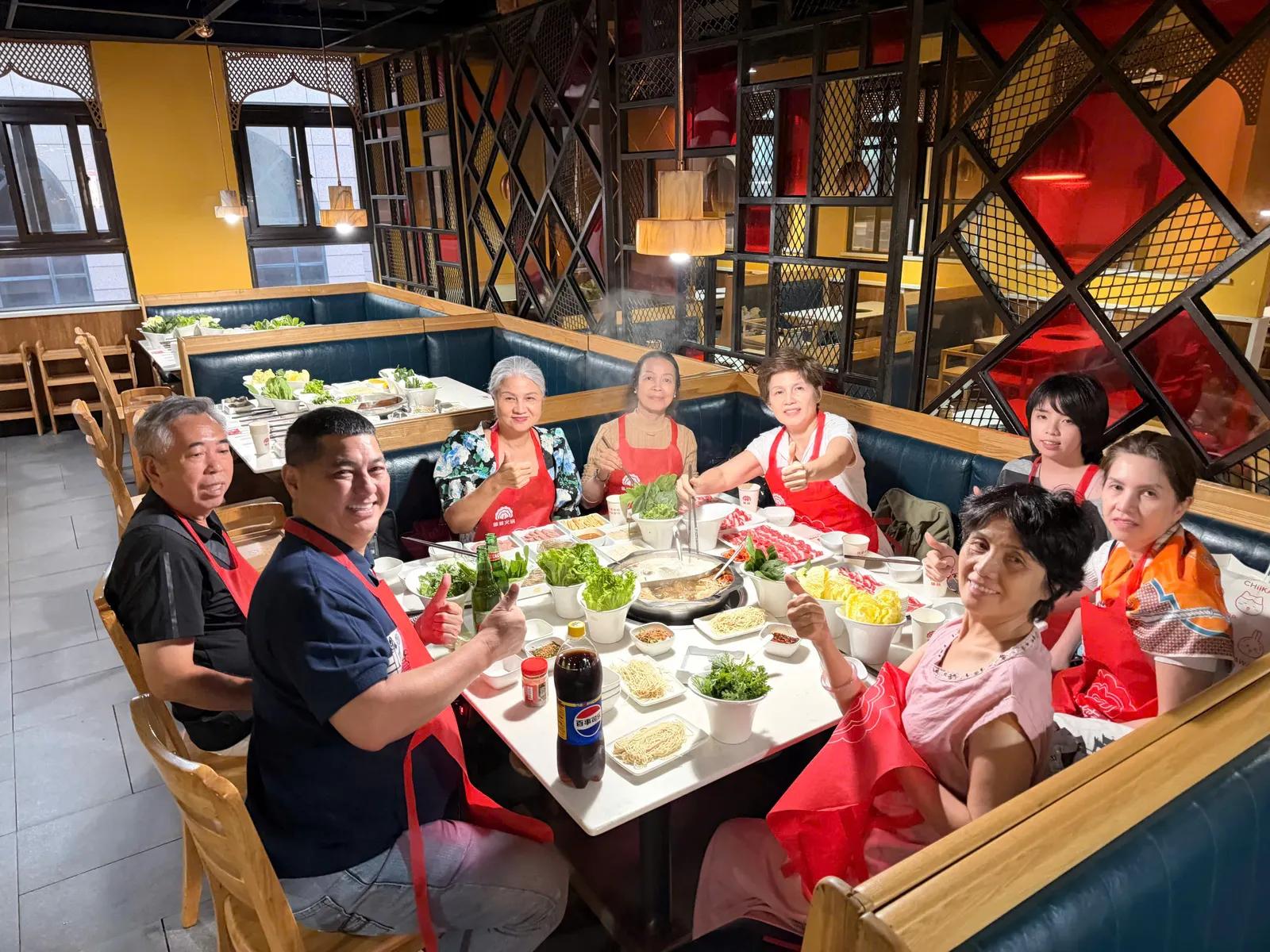 Bữa ăn đoàn tại nhà hàng Thượng Hải - Tour Nam Kinh Thượng Hải